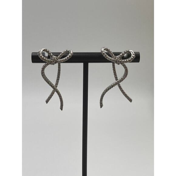 SHASHI Women's‎ Caroline Pave CZ Bow Front Back Elegant Modern Earrings - Picture 3 of 11